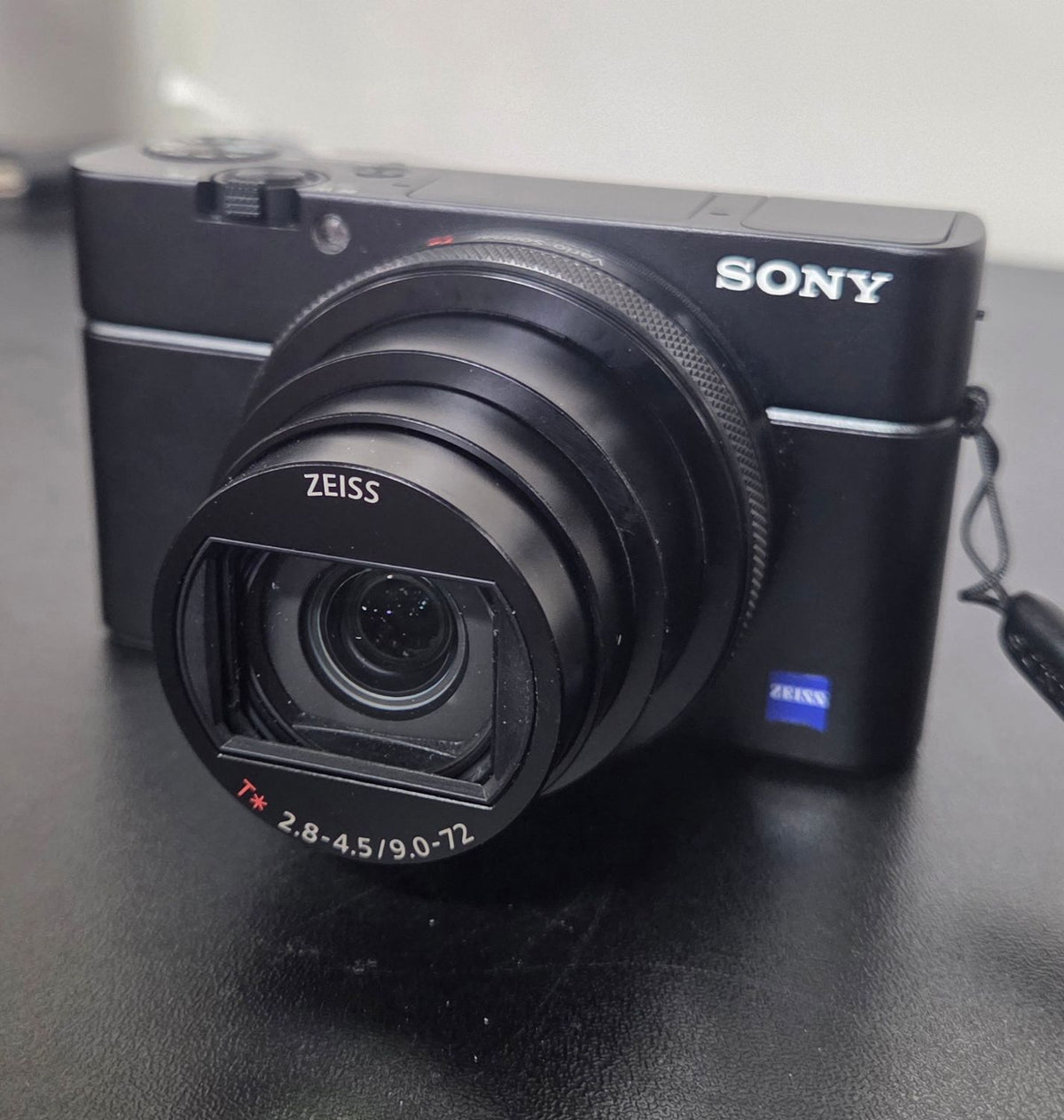 Sony Cyber-shot RX100 VII Digital Camera