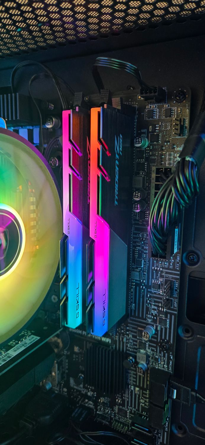 G.SKILL F4-3600C16D-16GTZNC Trident Z Neo Series RGB DDR4 3600MHz 16Gb(8Gbx2)